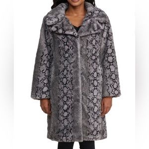 Badgely Mischka Women's Long Faux Fur coat grey python size M